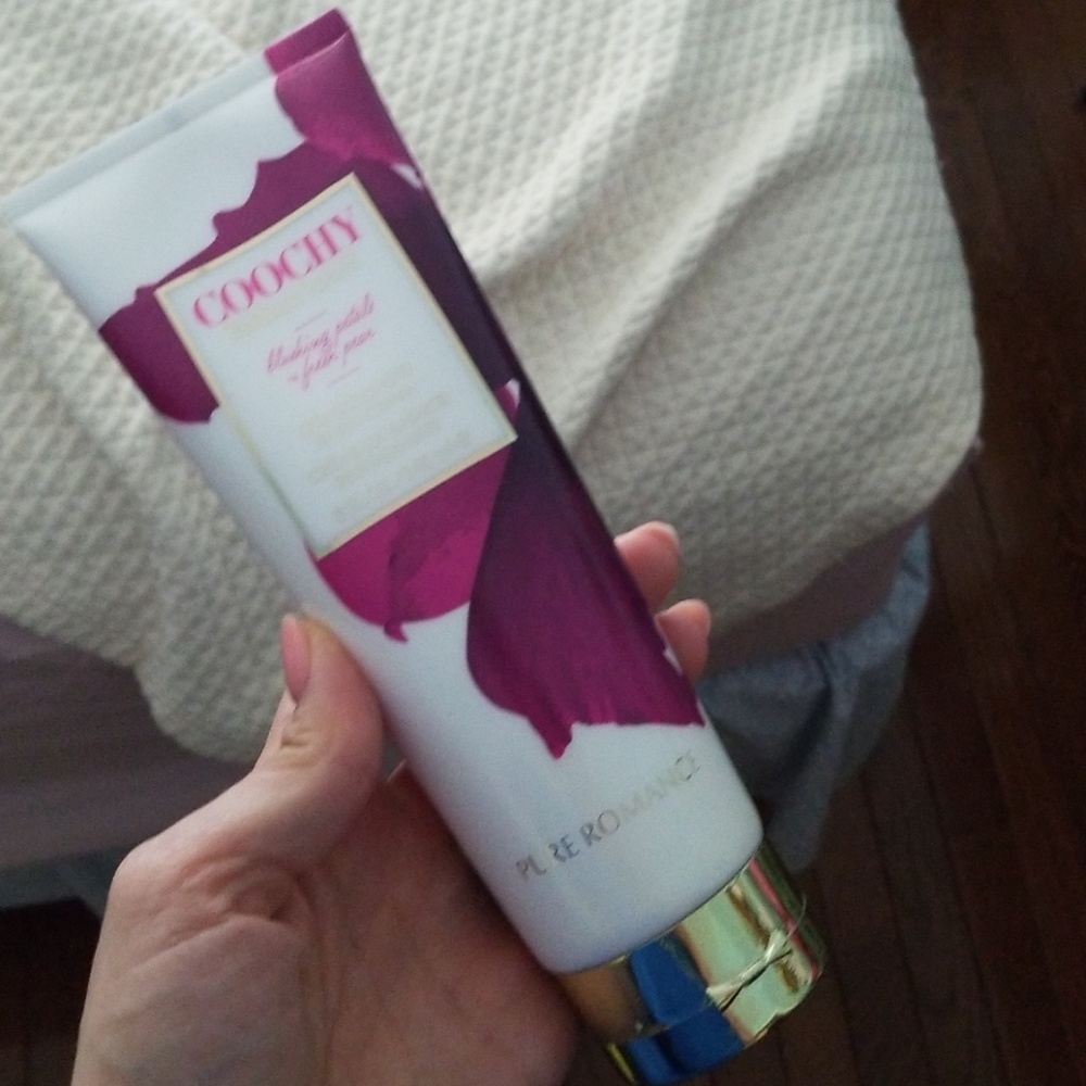 *DISCONTINUED* Pure Romance Radiant Orchid Coochy